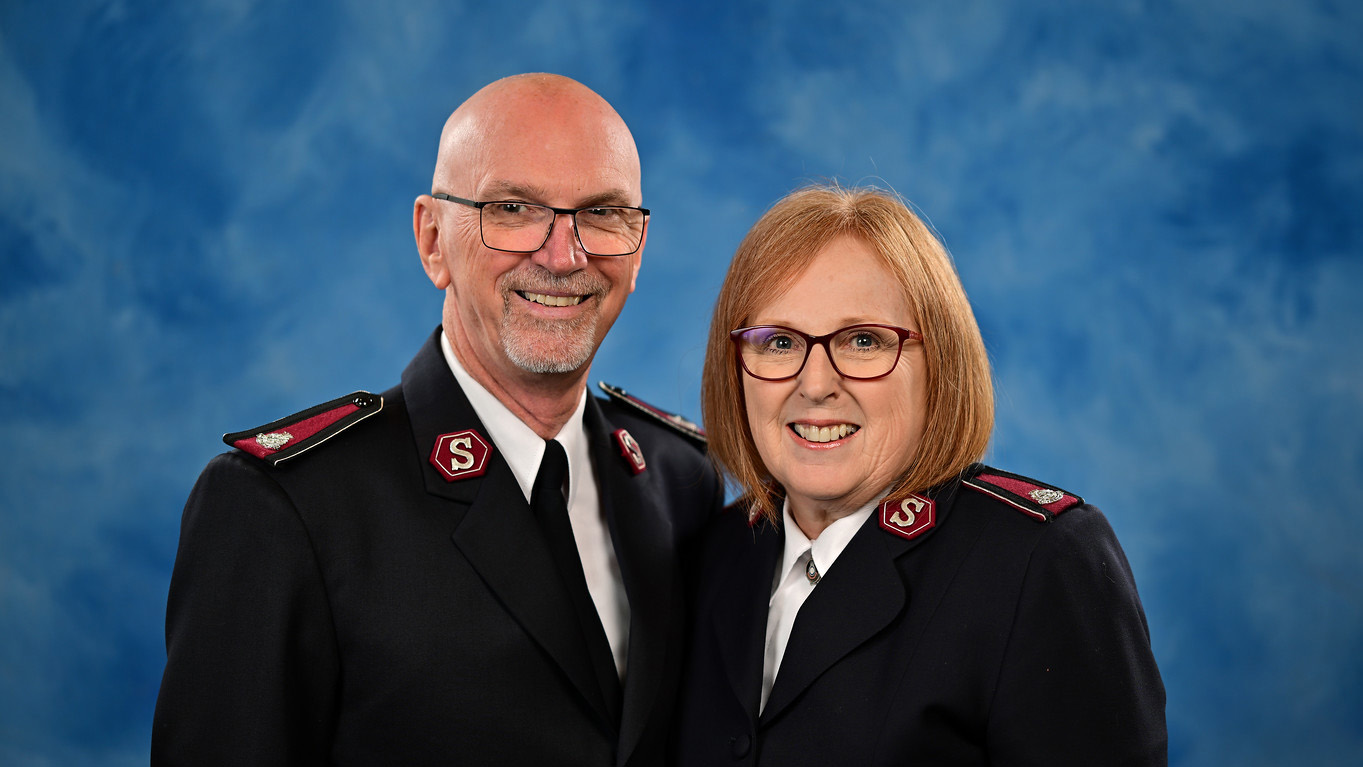 Colonels Kelvin and Cheralynne Pethybridge