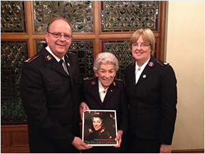 General Burrows (centre) with General Andre and Commissioner Silvia Cox
