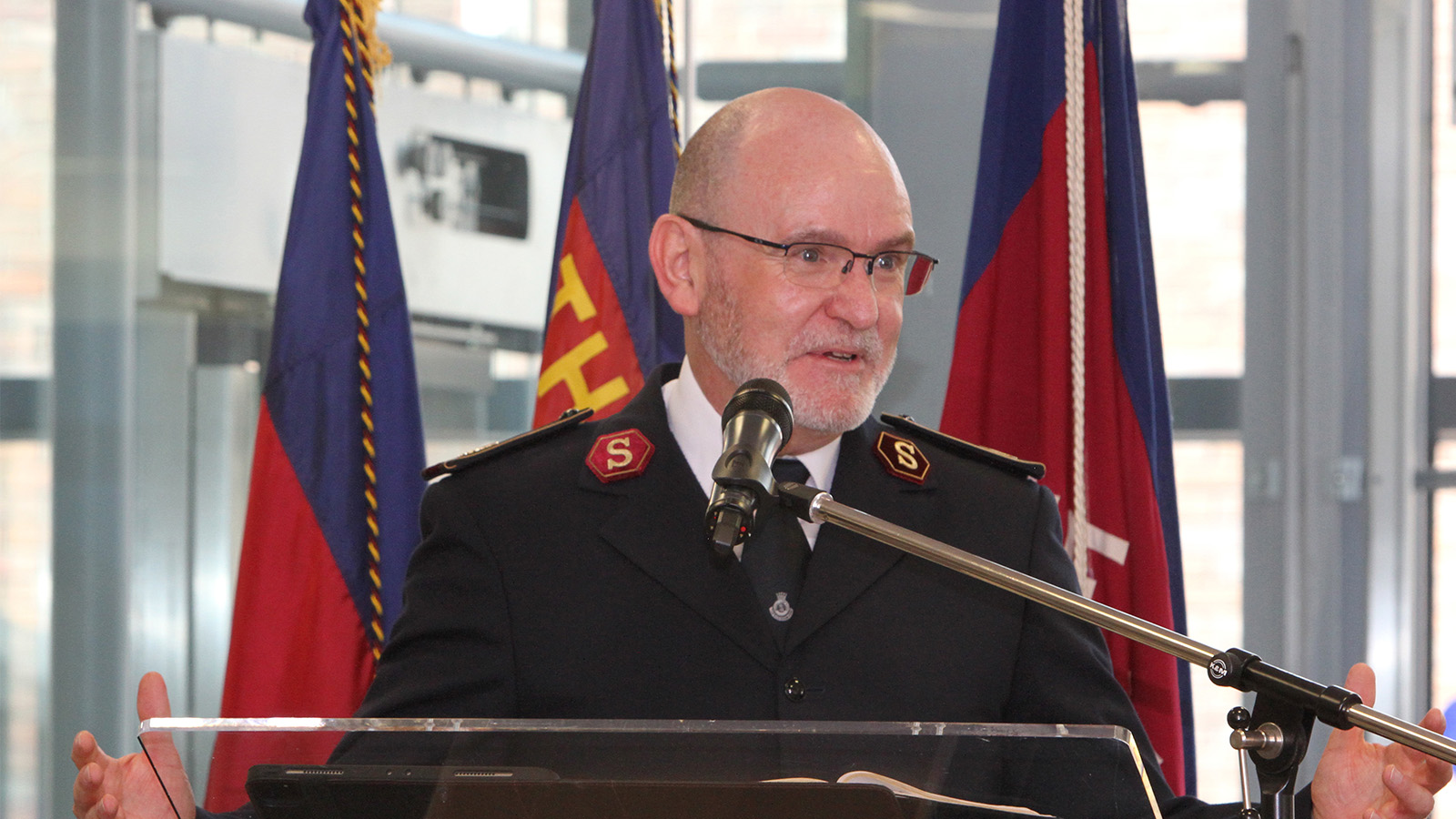 The General addresses IHQ