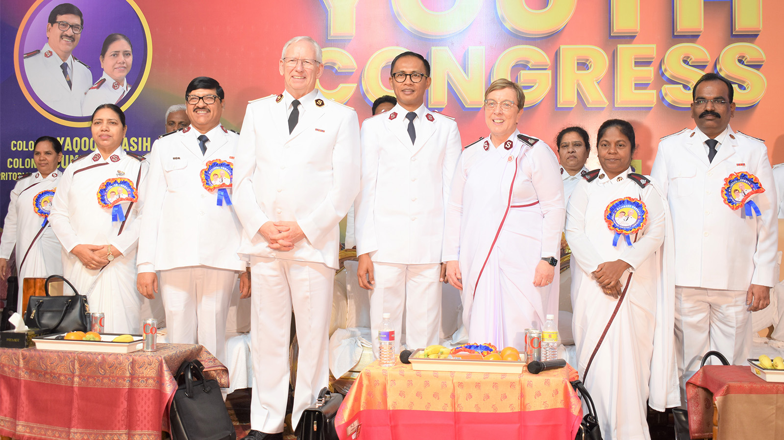 India Central territorial leaders with the General