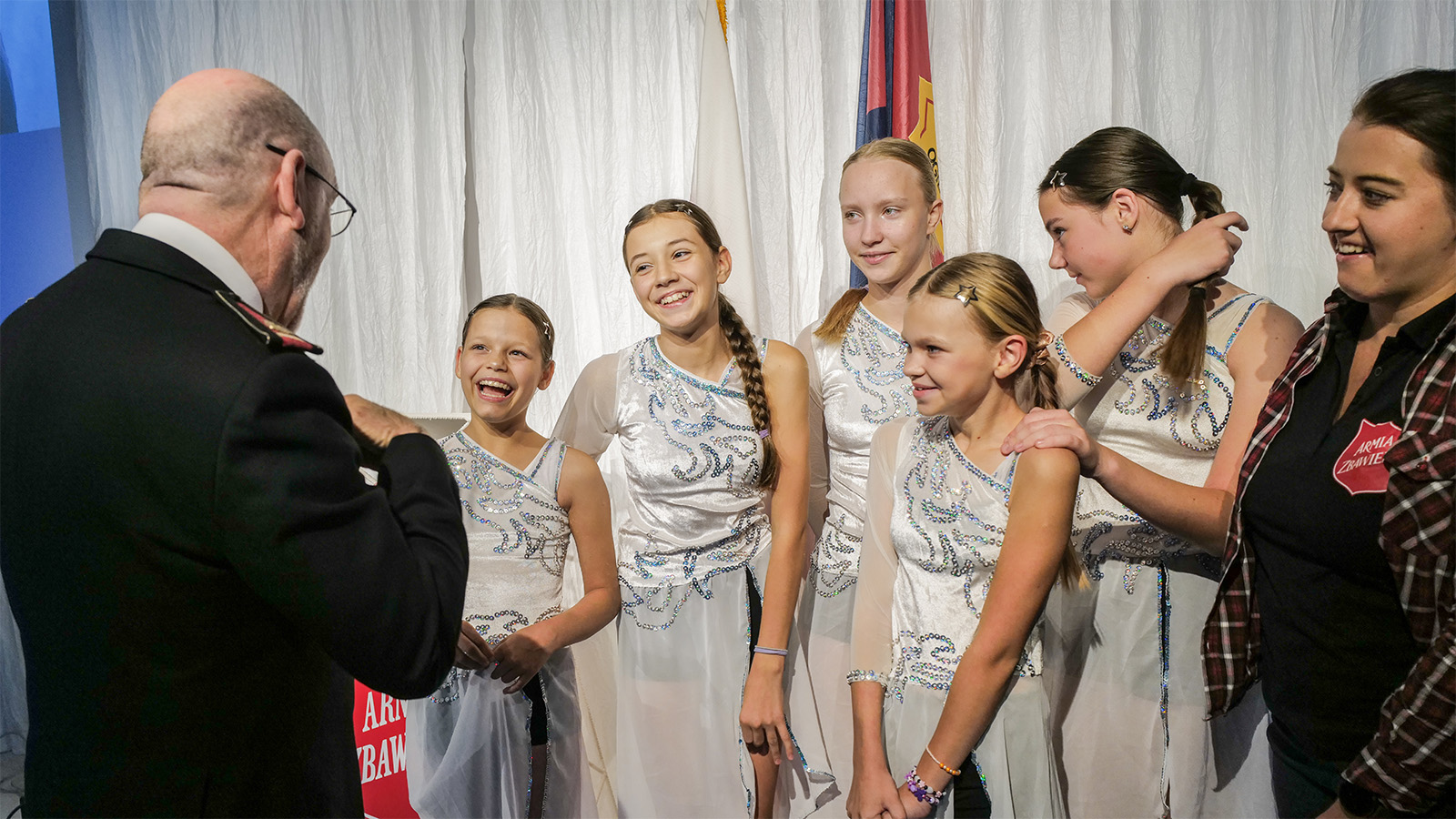 The General meets young people from the corps in Warsaw