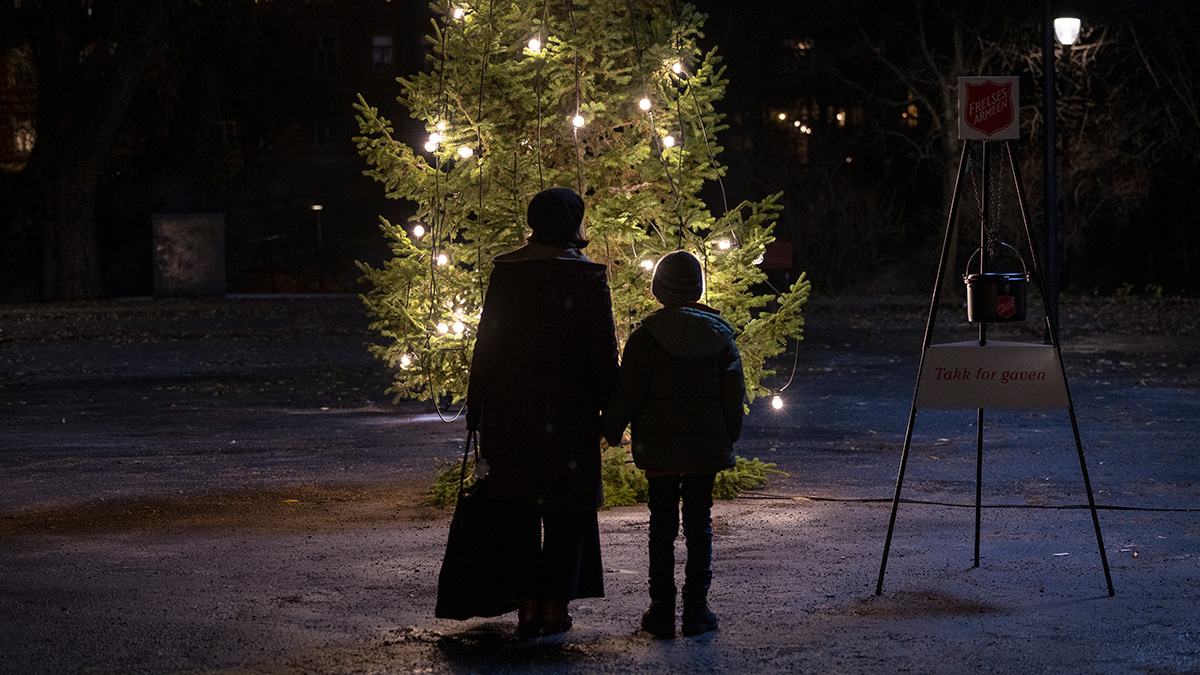 A Christmas Kettle in Norway