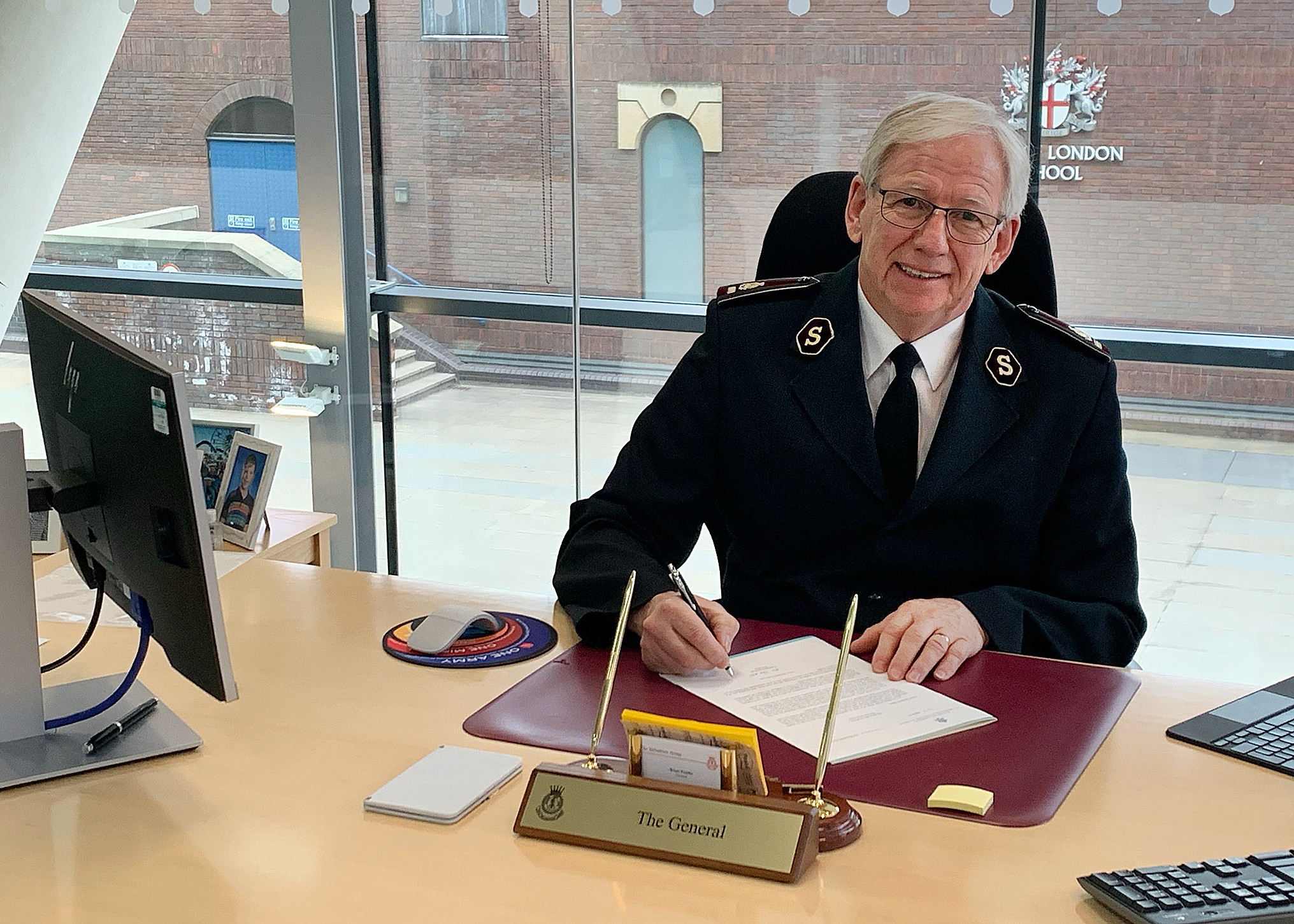 General Peddle signs WHO Vaccine Equity Declaration