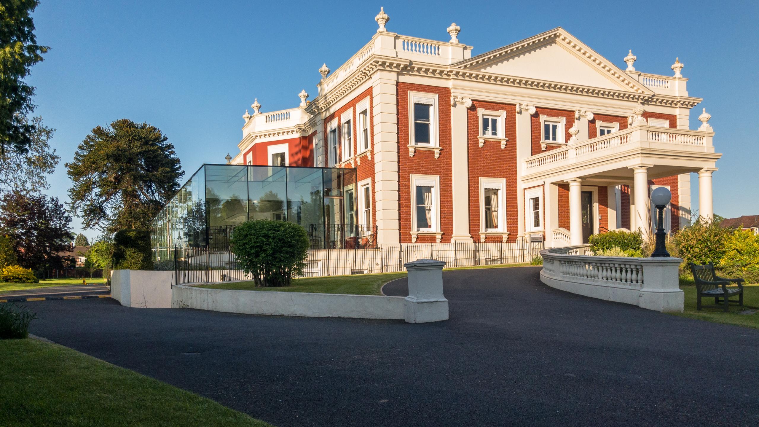 Sunbury Court