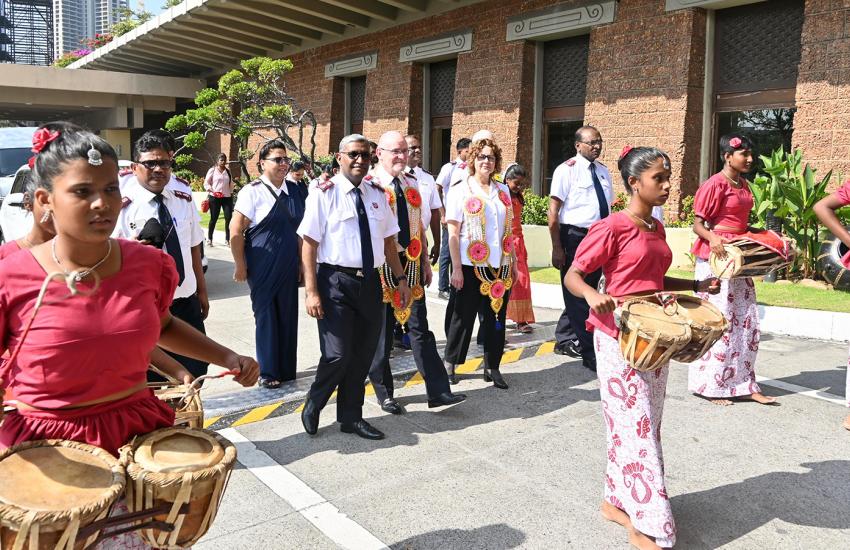 Sri Lanka traditional welcome