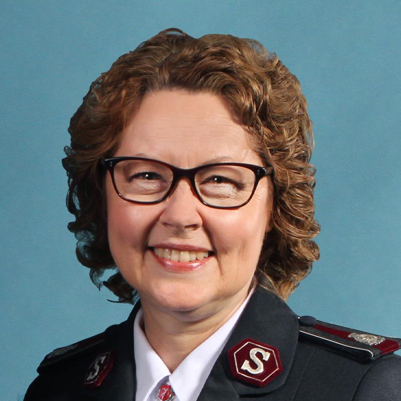 Headshot of Commissioner Bronwyn Buckingham