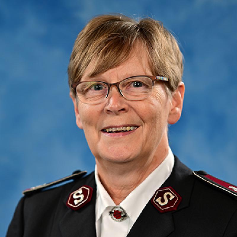 Headshot of Commissioner Debbie Graves