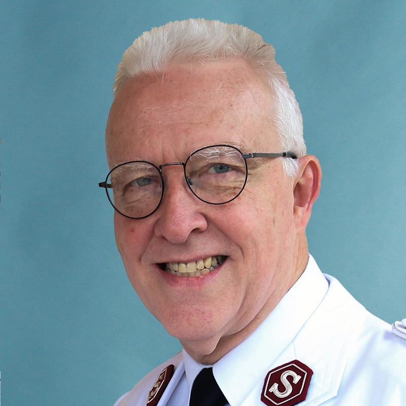 Headshot of Commissioner Geoff Webb