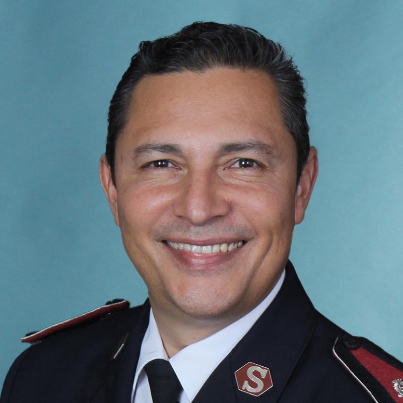 Headshot of Lieut-Colonel Gerardo Góchez