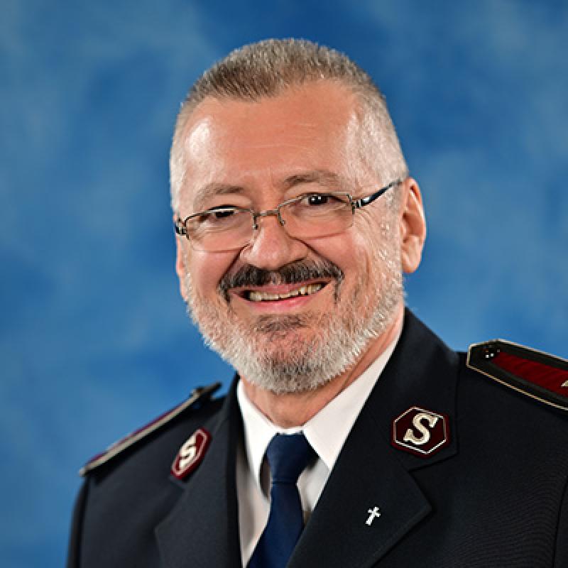 Headshot of Commissioner Torben Eliasen