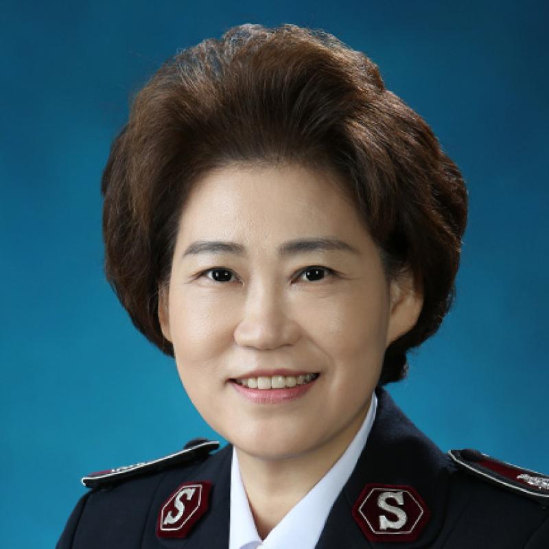 Headshot of Commissioner Cha, Soon-Sam