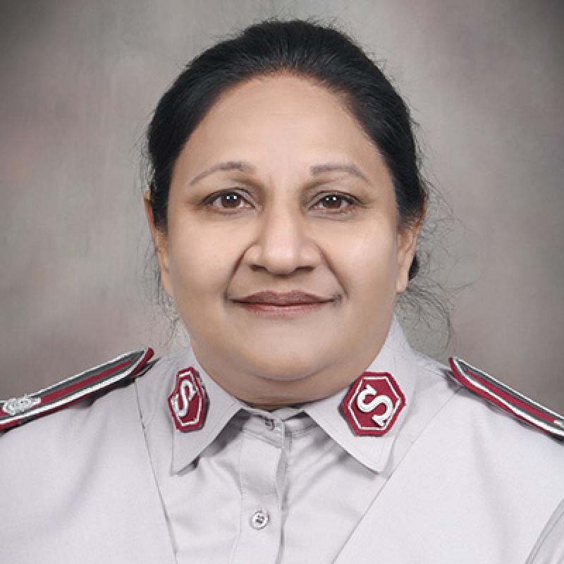 Headshot of Colonel Diana MacDonald 