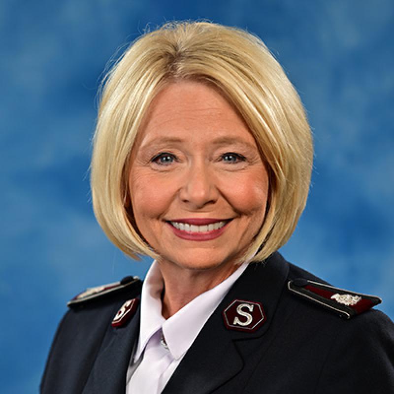 Headshot of Commissioner Donna Igleheart