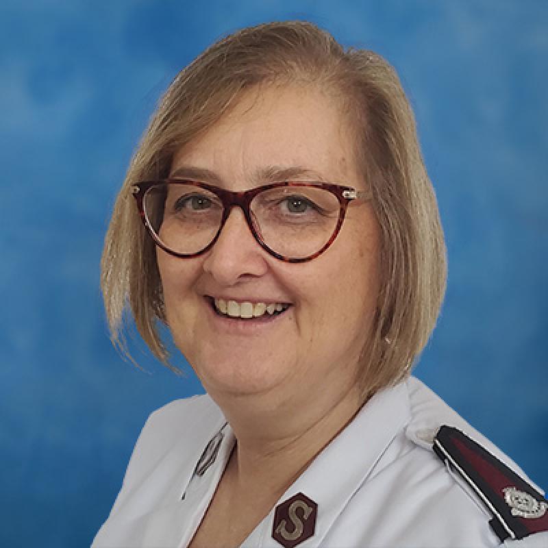 Headshot of Lieut-Colonel Elizabeth Nelson