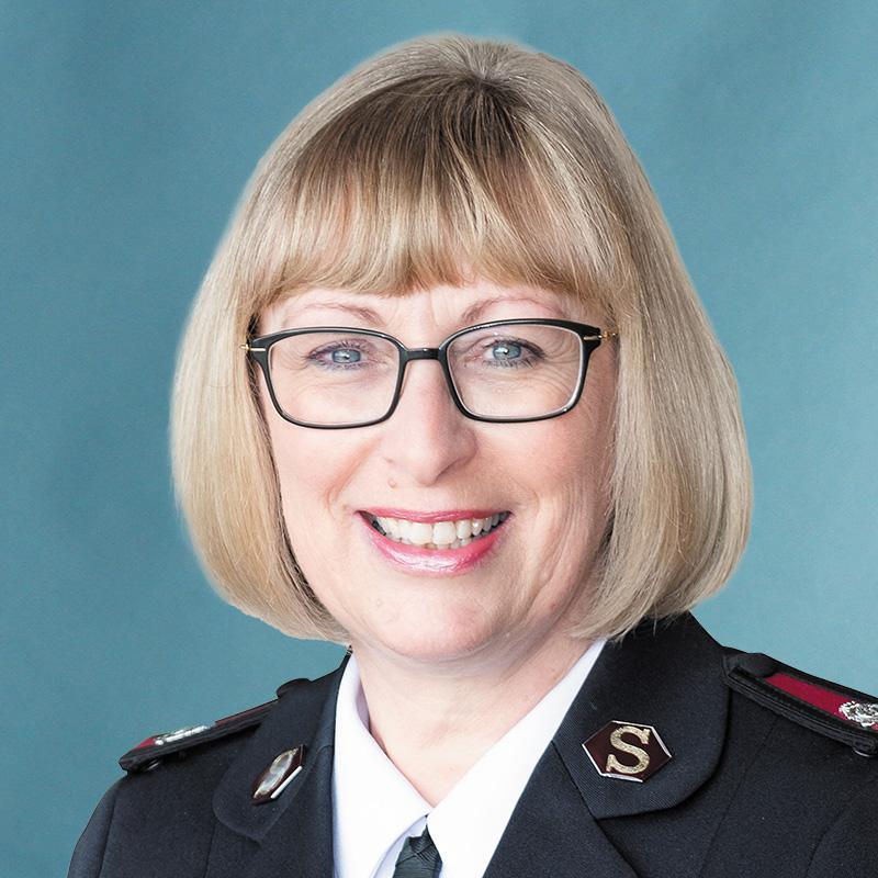 Headshot of Lieut-Colonel Michelle Collins