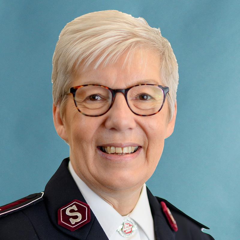 Headshot of Commissioner Jenine Main