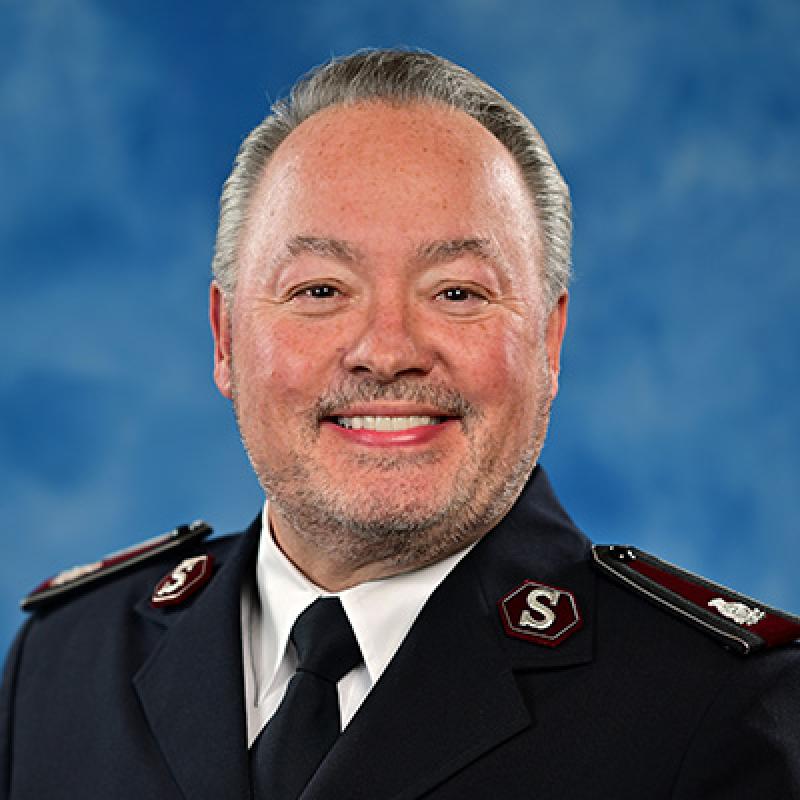Headshot of Commissioner Kelly Igleheart