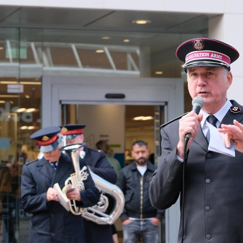 The Chief of the Staff preaches in the high street