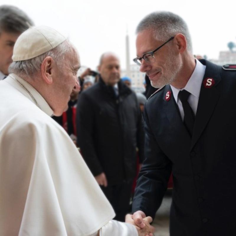 Pope Francis shakes hands with Lieut-Colonel Andrew Morgan