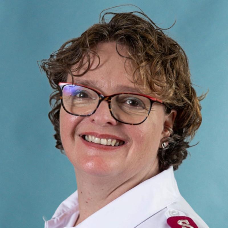 Headshot of Lieut-Colonel Karen Etcheverry